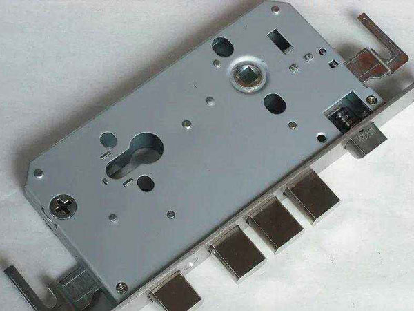 江源24小时上门开锁公司